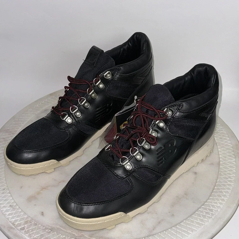 NEW BALANCE Urainal Size 8.5 Black Leather Textile Men's Hiker Boot MSRP $165